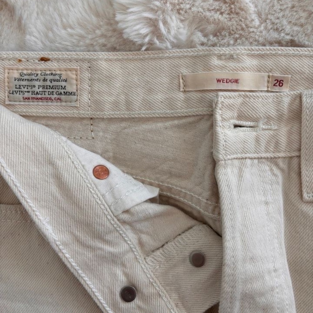 Levis Wedgie Jeans